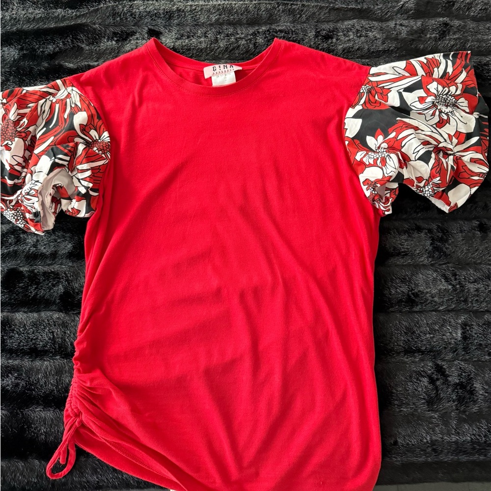 Gina Tees Red Short Sleeve Top with Floral Accents